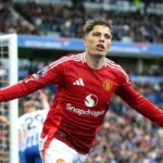 Alejandro Garnacho dengan jersey Manchester United, pemain muda yang resmi pindah ke Chelsea