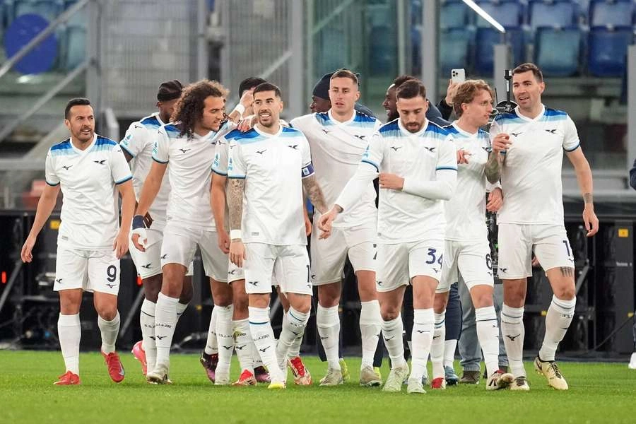 Skuad Lazio sebelum laga Serie A 2025 melawan Como