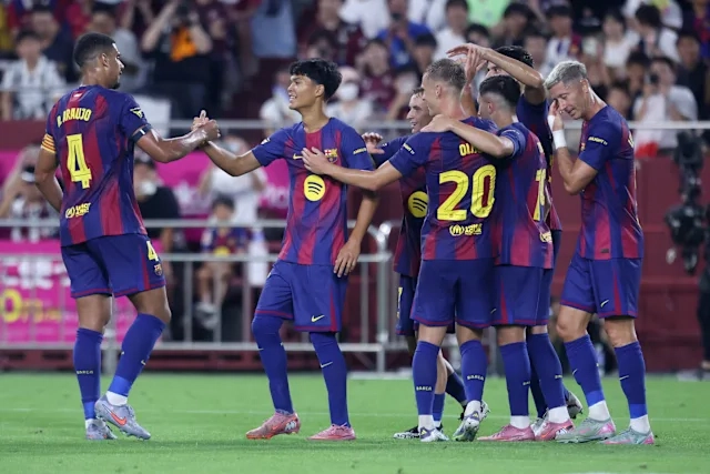 Pemain Barcelona merayakan kemenangan 5-0 atas Como di Joan Gamper Trophy 2025