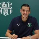 Jay Idzes resmi bergabung dengan US Sassuolo untuk musim 2025/2026