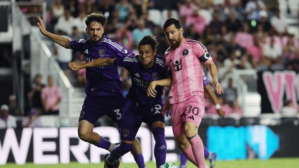 Lionel Messi saat laga Inter Miami melawan Orlando City di MLS 2025