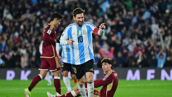 Argentina Libas Venezuela 3-0: Brace Messi Jadi Pesta Perpisahan di Kandang
